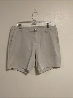 Lululemon Shirts Men's Size 36 Light Beige Commission Classic Fit Chino Shorts